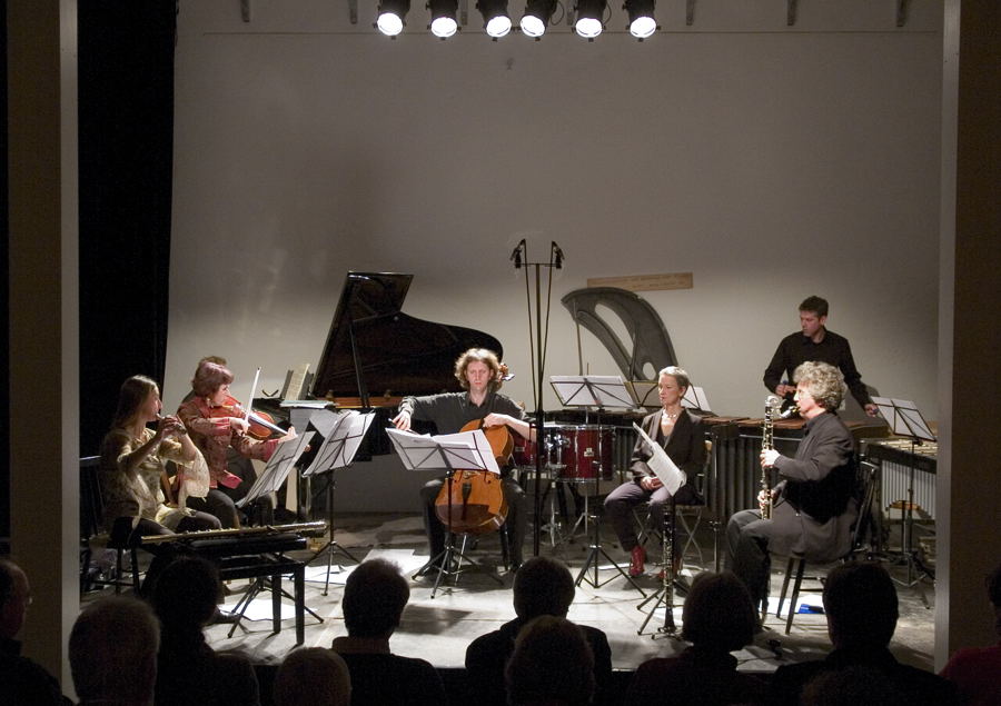 Ensemble Phorminx in concert